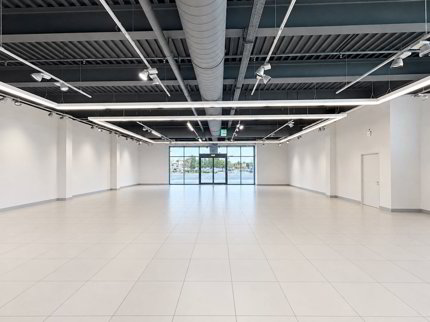 LOCAL COMMERCIAL 946 M² - EXCELLENTE VISIBILITE 1/5