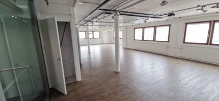 Arztpraxis, Büro oder vieles mehr - Ihr neuer Standort in Biel 1/3
