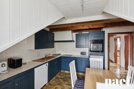 Maison villageoise locative de 3 appartements 1/5