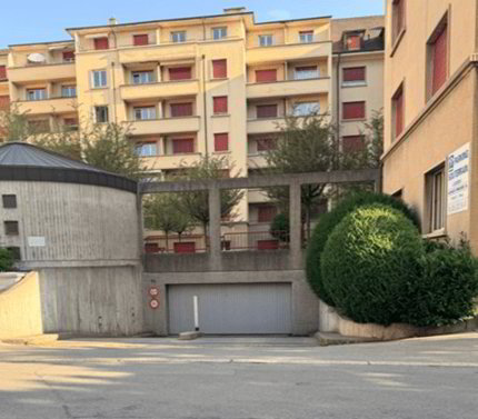 FRIBOURG - PLACES DE PARC À LOUER EN PARKING SOUTERRAIN - RUE 1/1