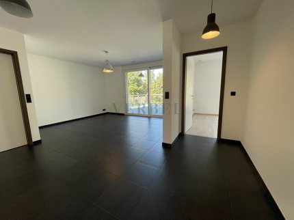 Attique de 2.5 pièces en location à Lausanne - 52 m² 1/5