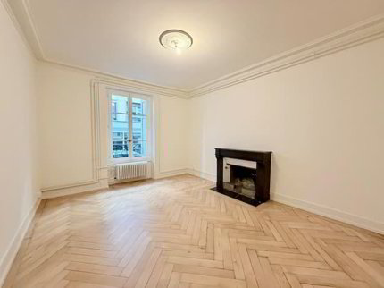 Bel appartement haussmannien le quartier de la Servette 1/5