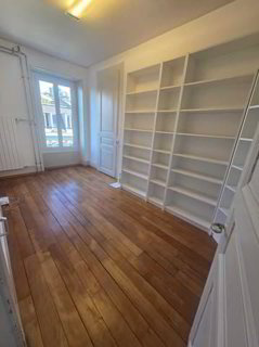 Bureau / Cabinet de 56 m2 à louer au centre-ville de Lausanne 1/5