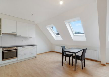 Wunderschöne, möblierte und neue 3 Zimmer Maisonettewohnung per sofort zu vermieten 1/5