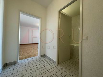 Bel appartement rénové de 1.5 pièces au calme dans les Eaux-Vives 1/5