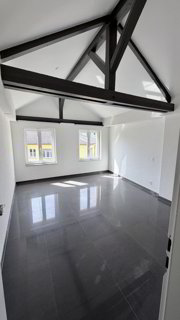 Charmant appartement de 2 pièces rénové au cur de Fribourg 1/5