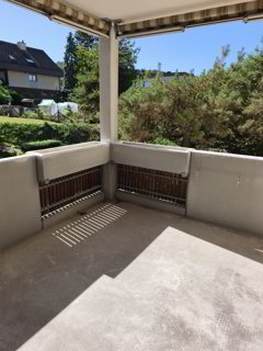 Grosszügige Wohnung an ruhiger Lager 1/5