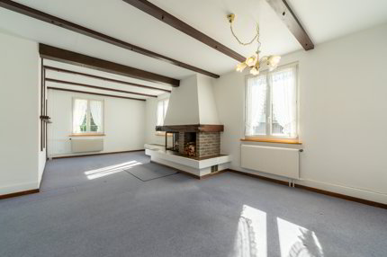 6.5-Zimmer-Einfamilienhaus mit grosser Gartenfläche und Raum für Ideen 1/5
