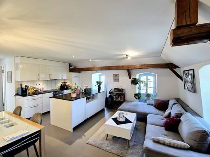 Charmant appartement aux combles 1/5