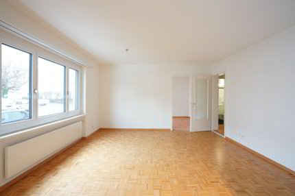 Charmante Wohnung mit Wohlfühlcharakter in Bütschwil 1/5