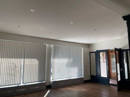 AU COEUR DE VILLE SURFACE COMMERCIALE 75 M2 AVEC VITRINE 1/5