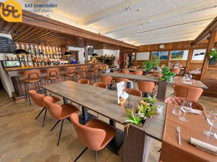 Café-Restaurant Le Margueron - Emplacement central à Vercorin 1/5