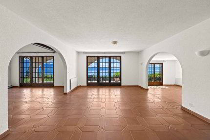 Villa individuelle avec piscine et vue panoramique sur le lac 1/5