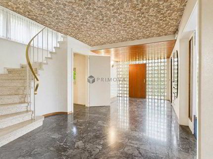 Maison individuelle de 10 pièces en vente à Evilard - 389 m² 1/5