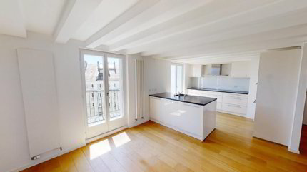 Appartement en attique à louer au centre-ville 1/5