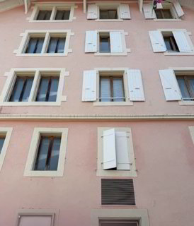 Bel immeuble de 12 logements situé à St-Cergue 1/3