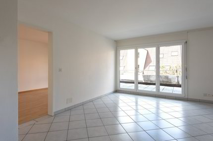 Schöne Wohnung mit Gartensitzplatz 1/5