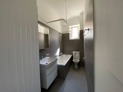 Appartement 3 pièces rénové avec cachet à louer ? Bienne 1/5