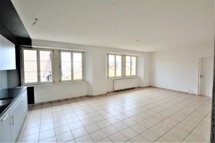 Bel appartement de 4,5 pièces à Saignelégier 1/5