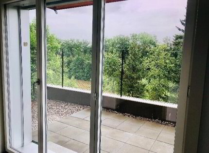 BEAU LOGEMENT DE 3.5 PCES ! 1/5