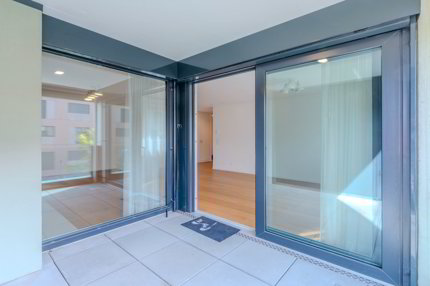 Appartement 3.5 pièces comme neuf avec loggia à Orbe 1/5