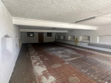 100 M2 LAGERRAUM ZU VERMIETEN 1/3