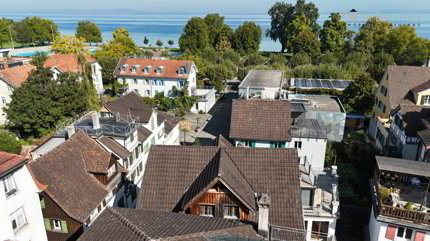 Einfamilienhaus mit Einlieger-Loft in unmittelbarer Seenähe 1/5