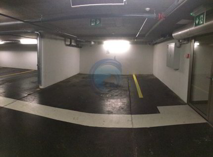 Parking souterrain en location à Montreux 1/3