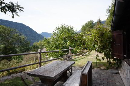 Chalet au Diablay - une rare opportunité dans un cadre ensoleillé 1/5
