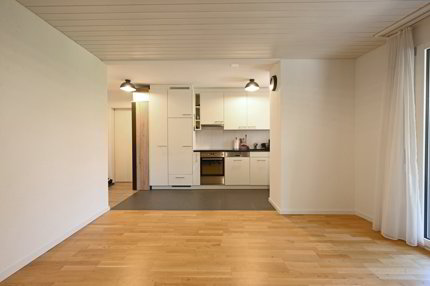 Sanierte 2-Zimmerwohnung im Hochparterre mit Balkon 1/5