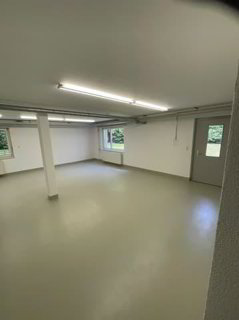 135 m² Espace commercial / Atelier lumineux à louer à Courroux 1/5