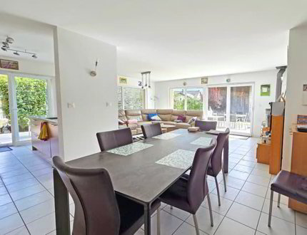 Grande villa familiale sur le coteau de Fully 1/5