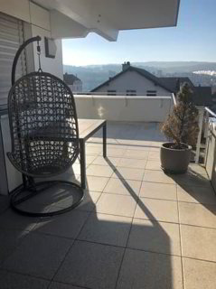 Appartement de 3 pièces avec terrasse 1/3