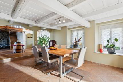 Maison de 5.5 pièces en vente à Seigneux - 230 m² 1/5