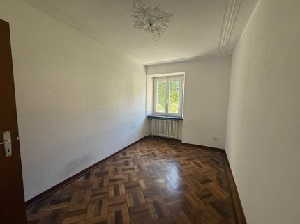 Sonvilier, magnifique appartement de 2.5 pièces au rez avec balcon 1/5