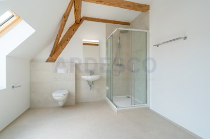 Dachwohnung mit Charme! 1/5