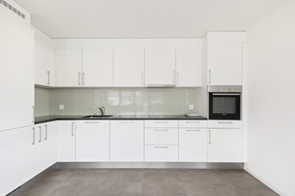 Grand balcon, beaux volumes et luminosité exceptionnelle ! 1/5