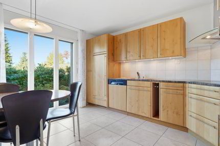 Gepflegtes 5.5 Zimmer Einfamilienhaus mit Traumgarten in Rünenberg 1/5