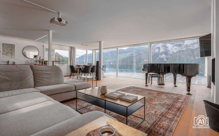 Attika-Terrassenwohnung mit Panorama-Seesicht 1/5