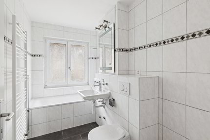 Appartement de 4.5 pièces en location à Lengnau BE - 85 m² 1/5