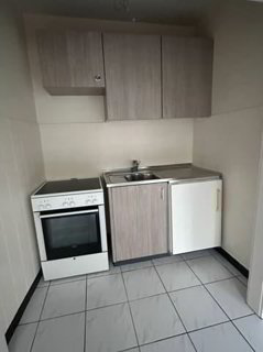 Appartement de 2 pièces au 1er étage 1/5