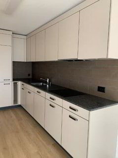 Sanierte Wohnung in Biel zu vermieten 1/5