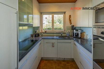 Maison individuelle de 8.5 pièces en vente à Günsberg - 246 m² 1/5