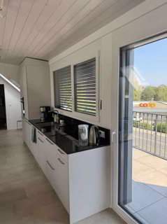 APPARTEMENT 2.5 PIECES + PLACE DE PARKING - MODERNE ET LUMINEUX 1/5