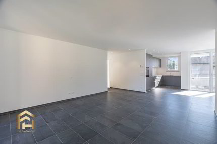 Top-Modern wohnen in Visp West: Neuwertige 4.5-ZWG 1/5