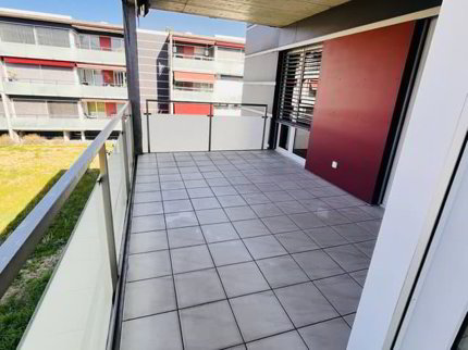 Helle 4-Zimmer-Wohnung mit Balkon und moderner Ausstattung in Biel 1/5