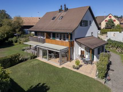Einfamilienhaus mit wunderschönem Garten 1/1