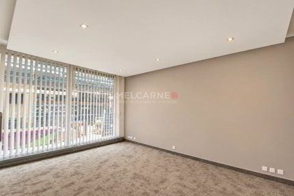 Surface de bureaux de 438 m² PPE aux Eaux-Vives 1/5