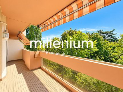Beautiful apartment overlooking Parc des Eaux-Vives 1/5