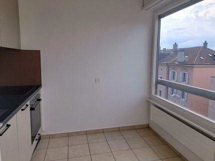 APPARTEMENT 2.5 PIECES 56 M2 AVEC BALCON ET ASCENSEUR 1/5